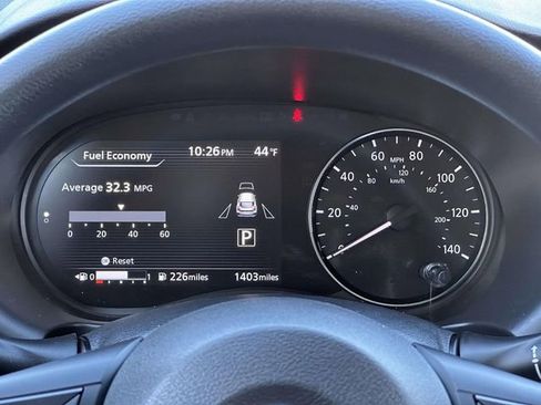 Used 2023 Nissan Kicks SV image 25