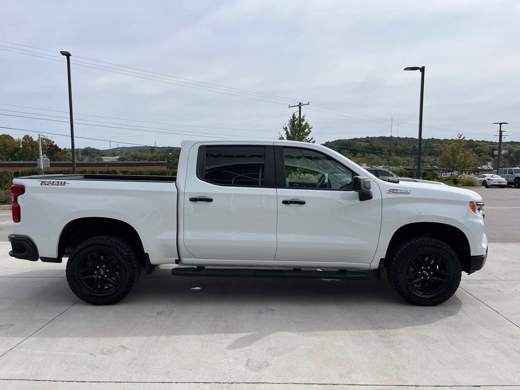 Used 2023 Chevrolet Silverado 1500 LT Trail Boss w/ Protection Package AWD/4WD image 15