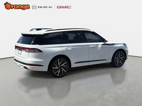 Used 2025 Lincoln Aviator Black Label w/ Jet Appearance Package AWD/4WD image 3