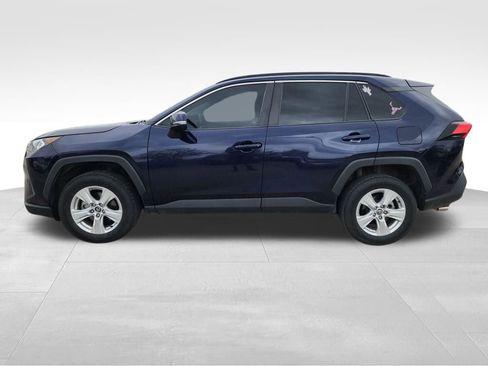 Used 2021 Toyota RAV4 XLE image 5