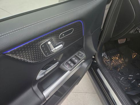 Certified 2024 Mercedes-Benz GLB 250 image 22