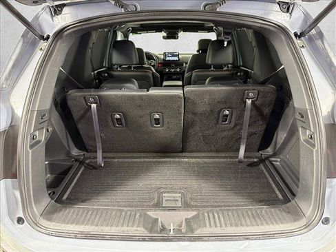 Used 2025 Honda Pilot TrailSport image 19
