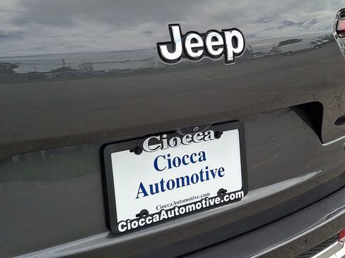 Used 2023 Jeep Grand Cherokee L Overland AWD/4WD image 33