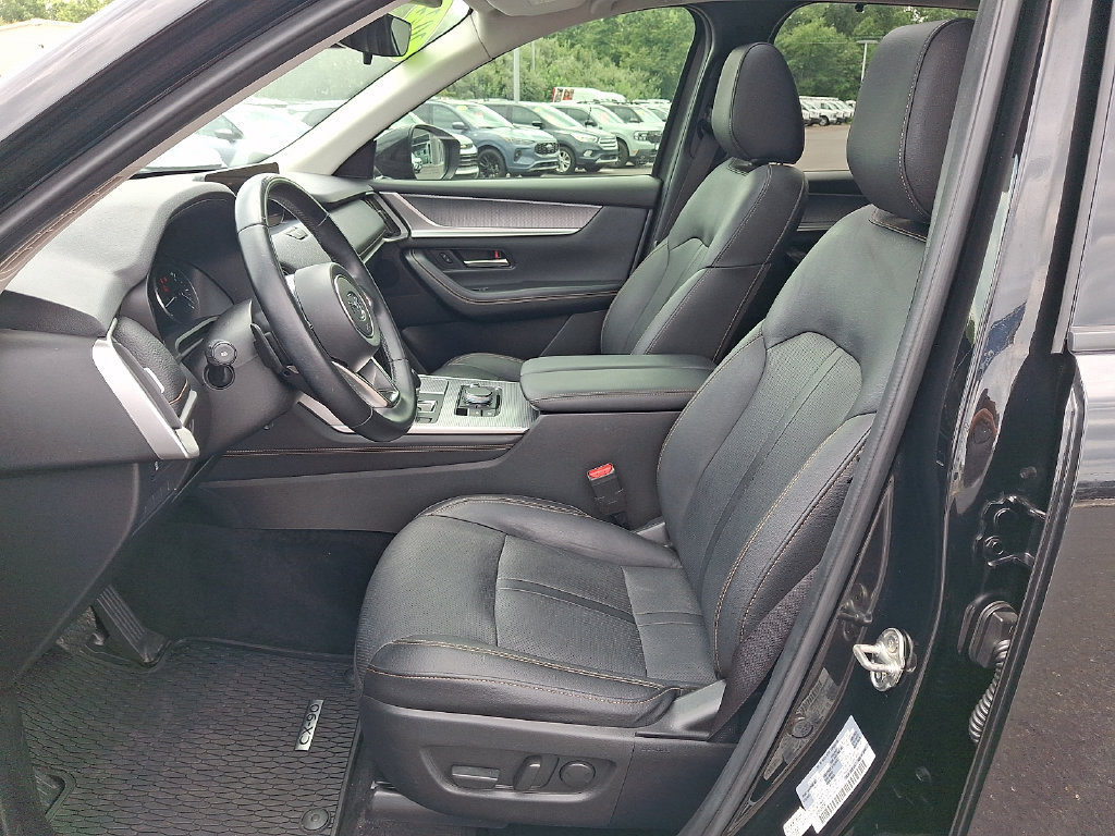 Used 2024 MAZDA CX-90 3.3 Turbo w/ Preferred Package AWD/4WD image 17