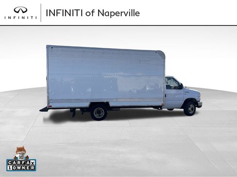 Used 2018 Ford E-350 and Econoline 350 Super Duty w/ Power Windows & Locks Group image 6