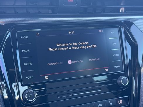 Used 2021 Volkswagen Passat 2.0T R-Line image 18