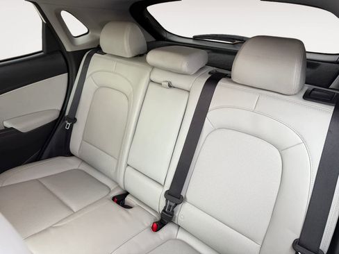 Certified 2022 Hyundai Kona Limited image 13