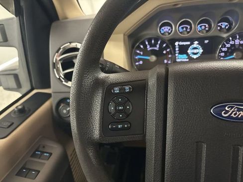 Used 2015 Ford F350 XLT w/ XLT Premium Package image 30