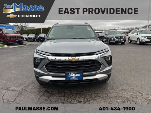 Used 2026 Chevrolet TrailBlazer LT w/ Driver Confidence Package image 2