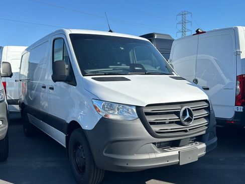 New 2026 Mercedes-Benz Sprinter 2500 image 2