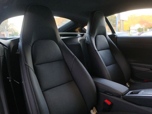 Used 2024 Porsche 718 Cayman image 28