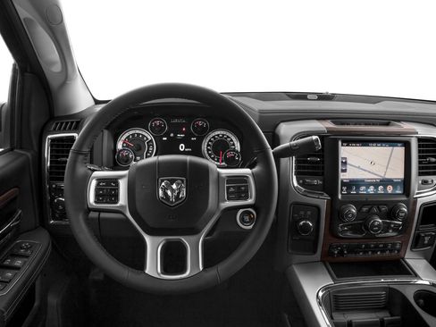 Used 2016 RAM 2500 Laramie AWD/4WD image 53