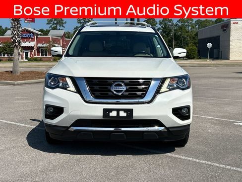 Used 2019 Nissan Pathfinder Platinum FWD image 10