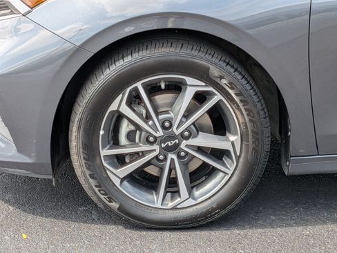 Used 2024 Kia Forte LXS FWD image 10