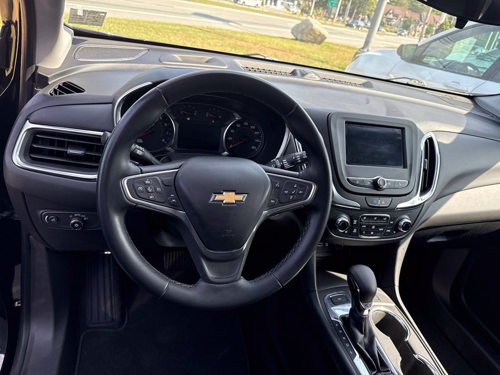 Used 2023 Chevrolet Equinox LT AWD/4WD image 17