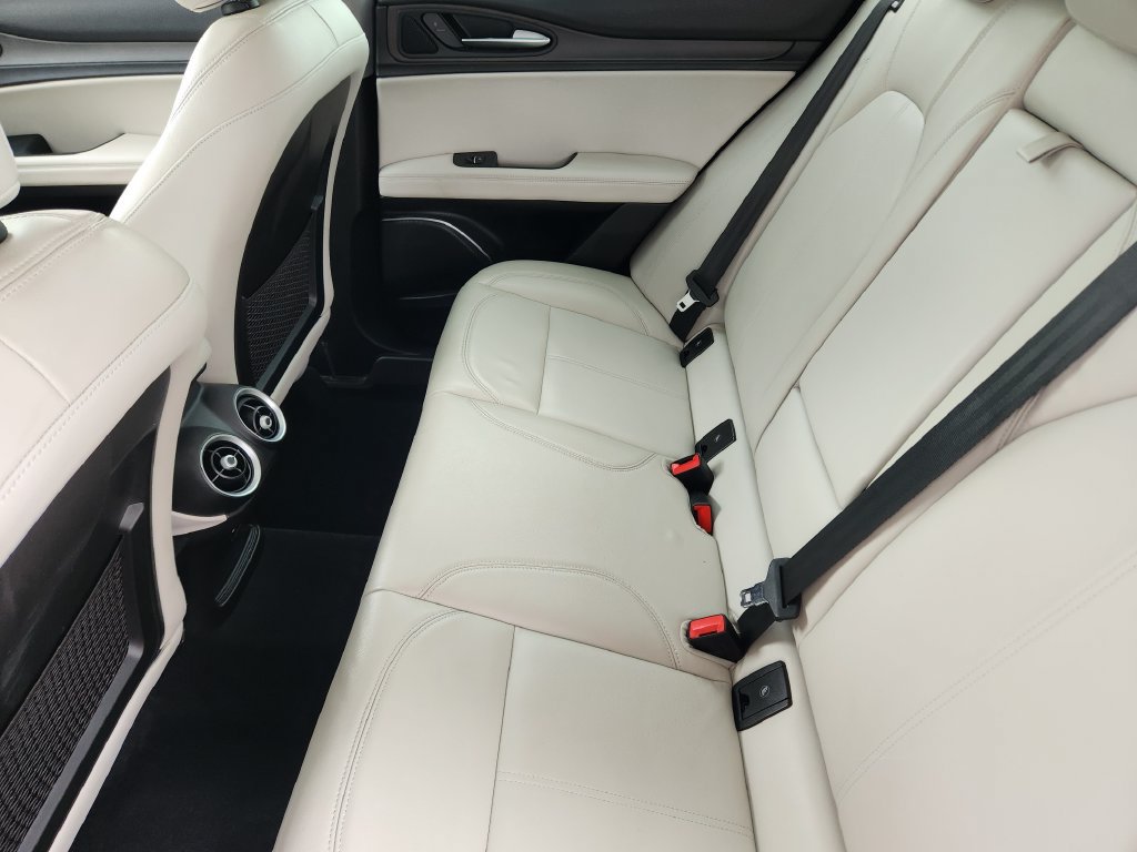 Used 2019 Alfa Romeo Stelvio Ti AWD/4WD image 19