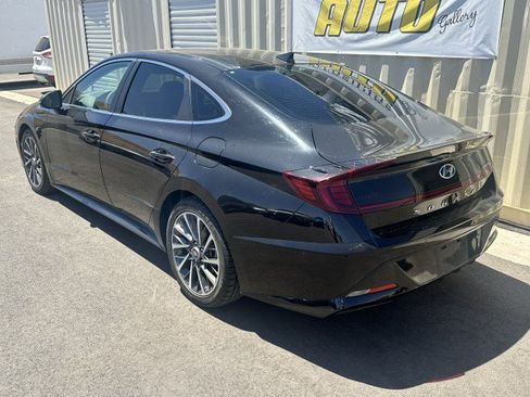 Used 2023 Hyundai Sonata Limited FWD image 2