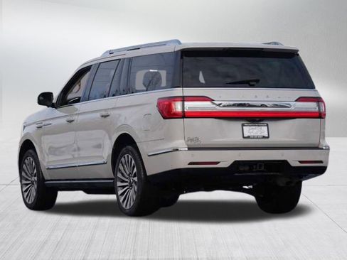 Used 2021 Lincoln Navigator L Reserve image 3
