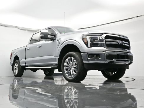 Used 2025 Ford F150 Lariat w/ Equipment Group 502A High image 48