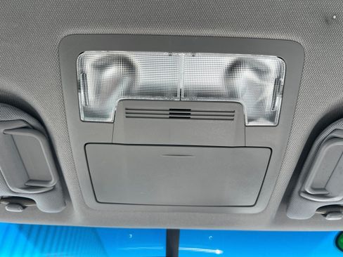 Used 2017 Toyota Camry LE FWD image 31