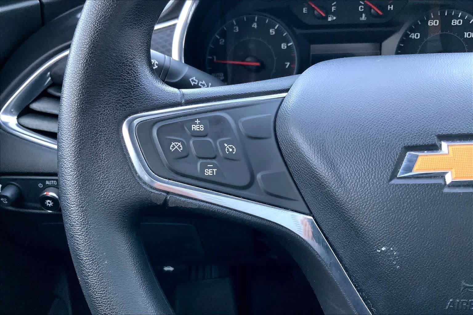 Used 2018 Chevrolet Malibu LT FWD image 23