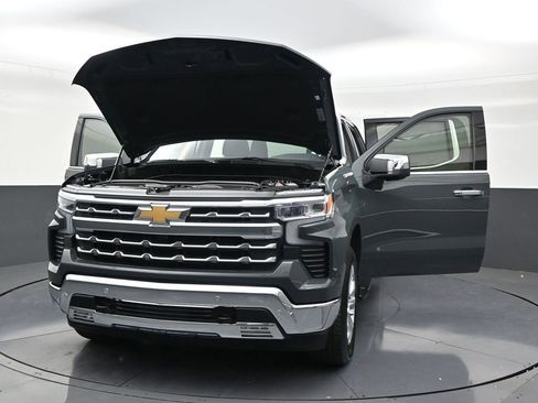 Used 2026 Chevrolet Silverado 1500 LTZ RWD image 32