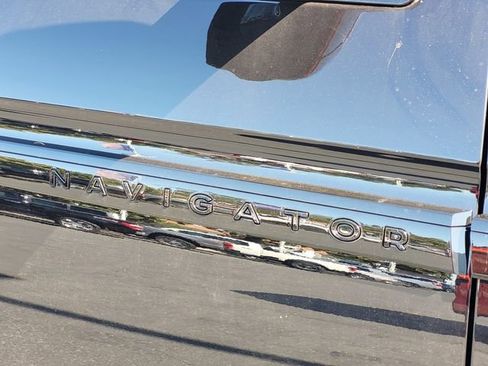 New 2026 Lincoln Navigator L Reserve image 24