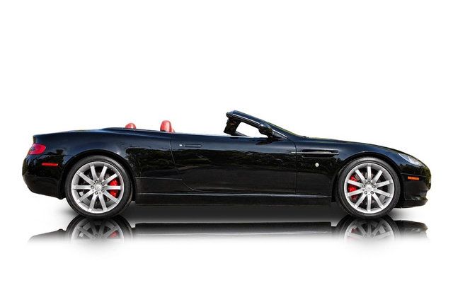 Used 2006 Aston Martin DB9 Volante RWD image 2