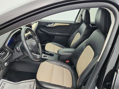 Used 2021 Ford Escape Titanium w/ Titanium Elite Package image 19