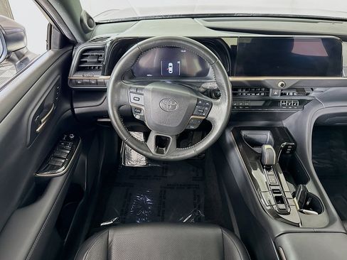 Certified 2024 Toyota Crown Limited image 19