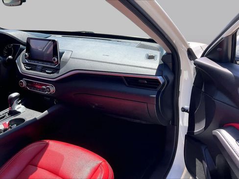 Used 2019 Nissan Altima 2.5 SV FWD image 18