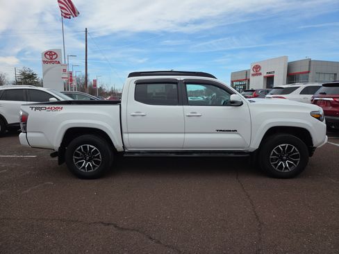 Certified 2023 Toyota Tacoma TRD Sport w/ Technology Package image 2