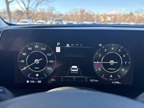 Used 2023 Kia Sportage SX image 13