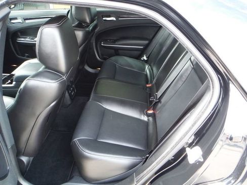 Certified 2022 Chrysler 300 S w/ Comfort Group RWD image 46
