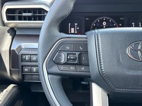 New 2026 Toyota 4Runner SR5 RWD image 16