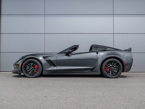Used 2017 Chevrolet Corvette Z06 w/ Z07 Performance Package RWD image 10