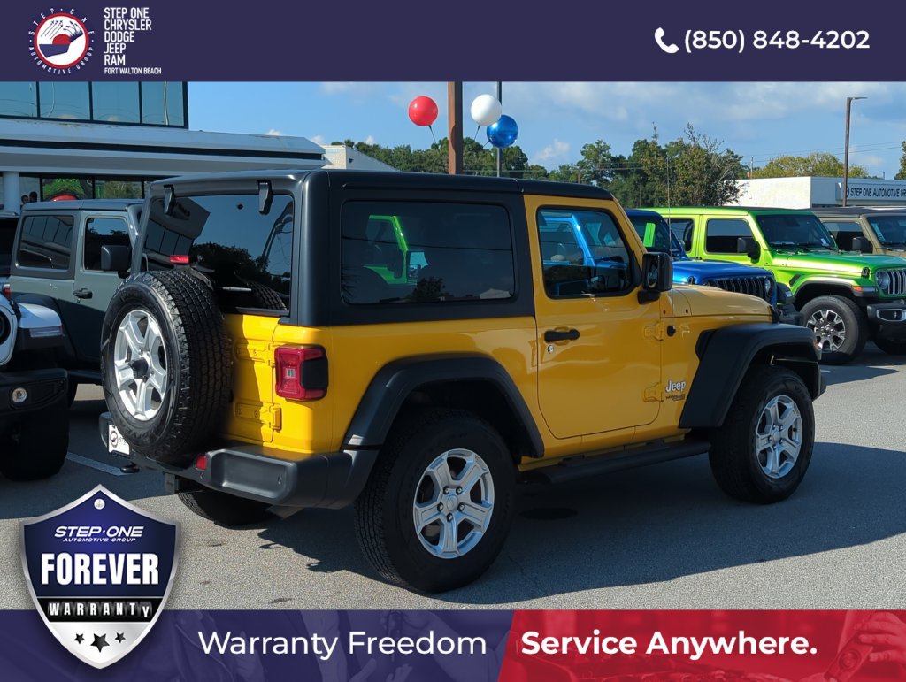 Used 2019 Jeep Wrangler Sport AWD/4WD image 6