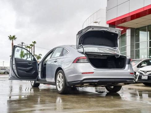 Used 2023 Honda Accord LX image 28