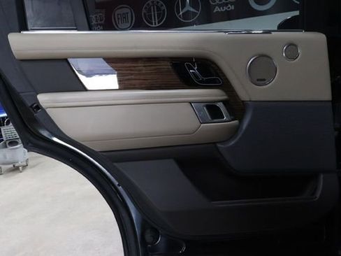 Used 2019 Land Rover Range Rover Long Wheelbase Supercharged AWD/4WD image 22