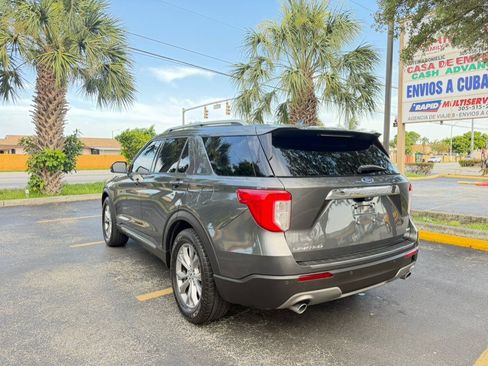 Used 2020 Ford Explorer Limited RWD image 3