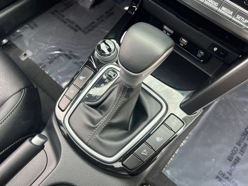 Certified 2024 Kia Seltos EX AWD/4WD image 25