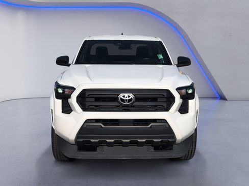 Used 2024 Toyota Tacoma SR image 8