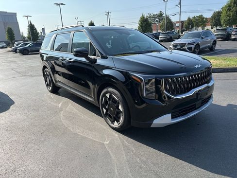 New 2026 Kia Carnival EX image 4