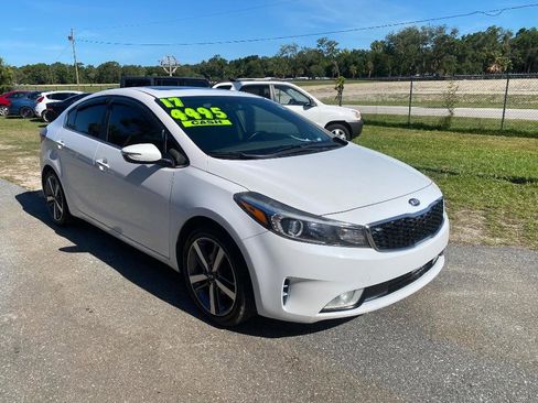 Used 2017 Kia Forte EX w/ EX Premium Plus Package FWD image 5