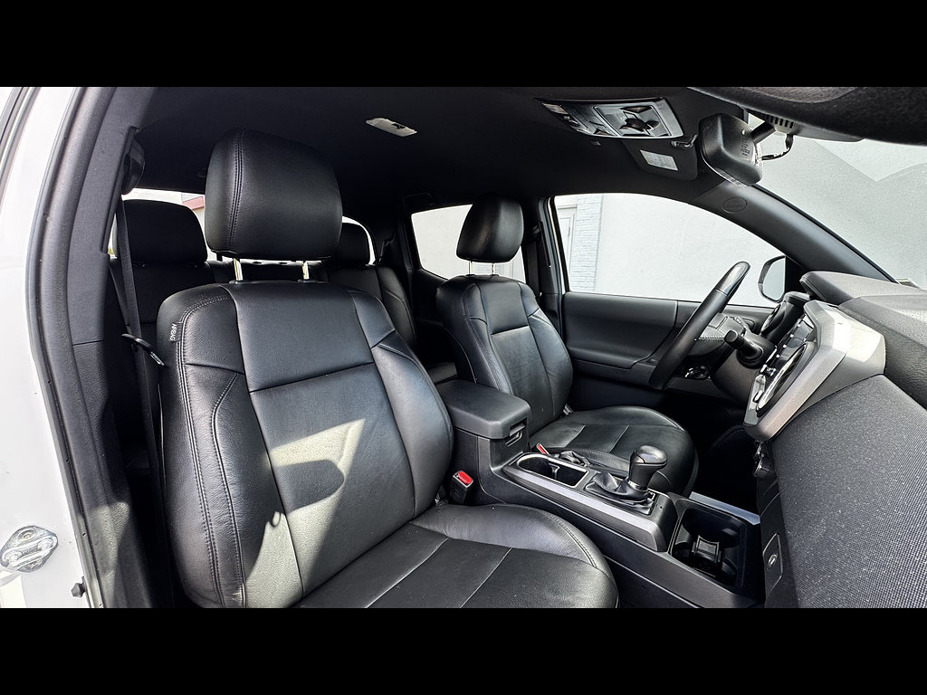 Certified 2023 Toyota Tacoma TRD Sport AWD/4WD image 30