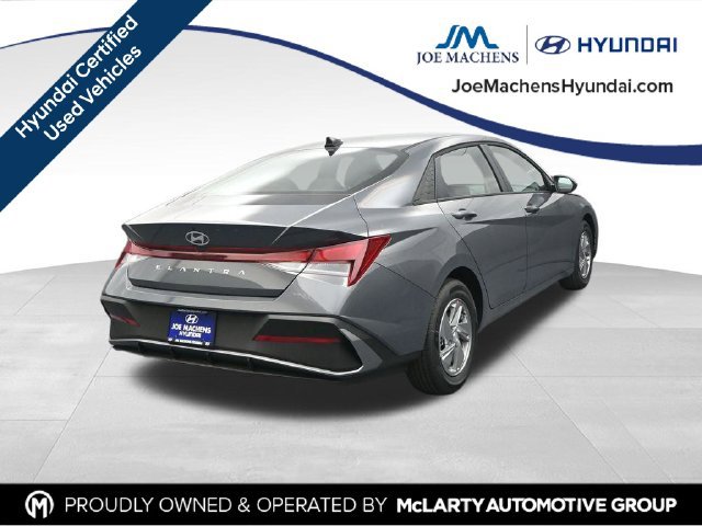 Used 2026 Hyundai Elantra SE FWD image 9