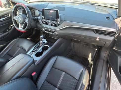 Used 2024 Nissan Altima 2.5 SR image 31