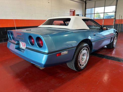 Used 1987 Chevrolet Corvette Convertible image 7
