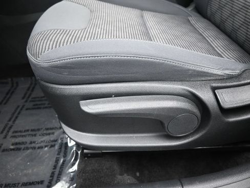 Used 2019 Kia Niro LX FWD image 10