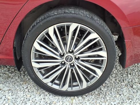 Used 2023 Nissan Altima 2.5 SL AWD/4WD image 17